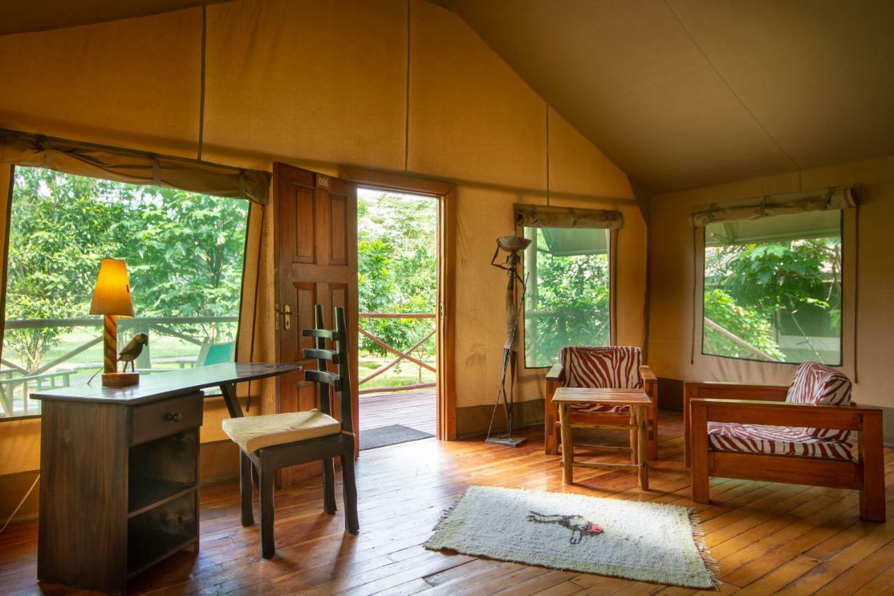 Lake Naivasha Crescent Camp Екстериор снимка